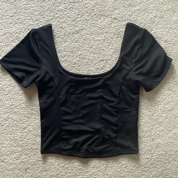 Women’s silk black cropped scoop neck/back top - Picture 1 of 3